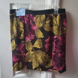 🆕️ Vera  wang Medium skirt